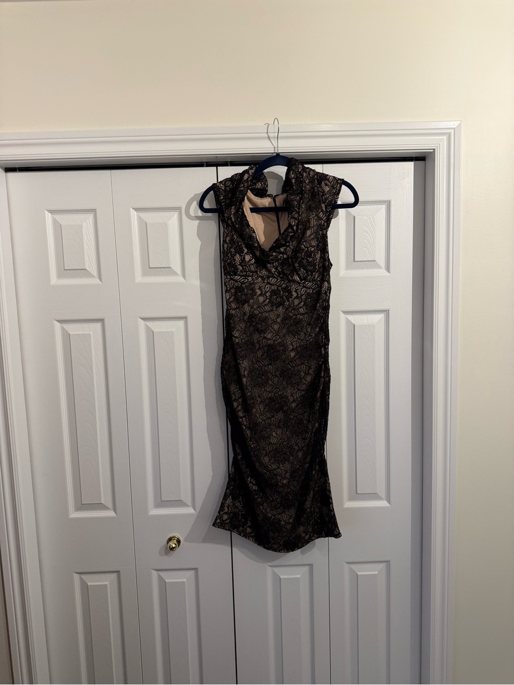 Xscape Black Lace Overlay Midi Dress with Beige Lining